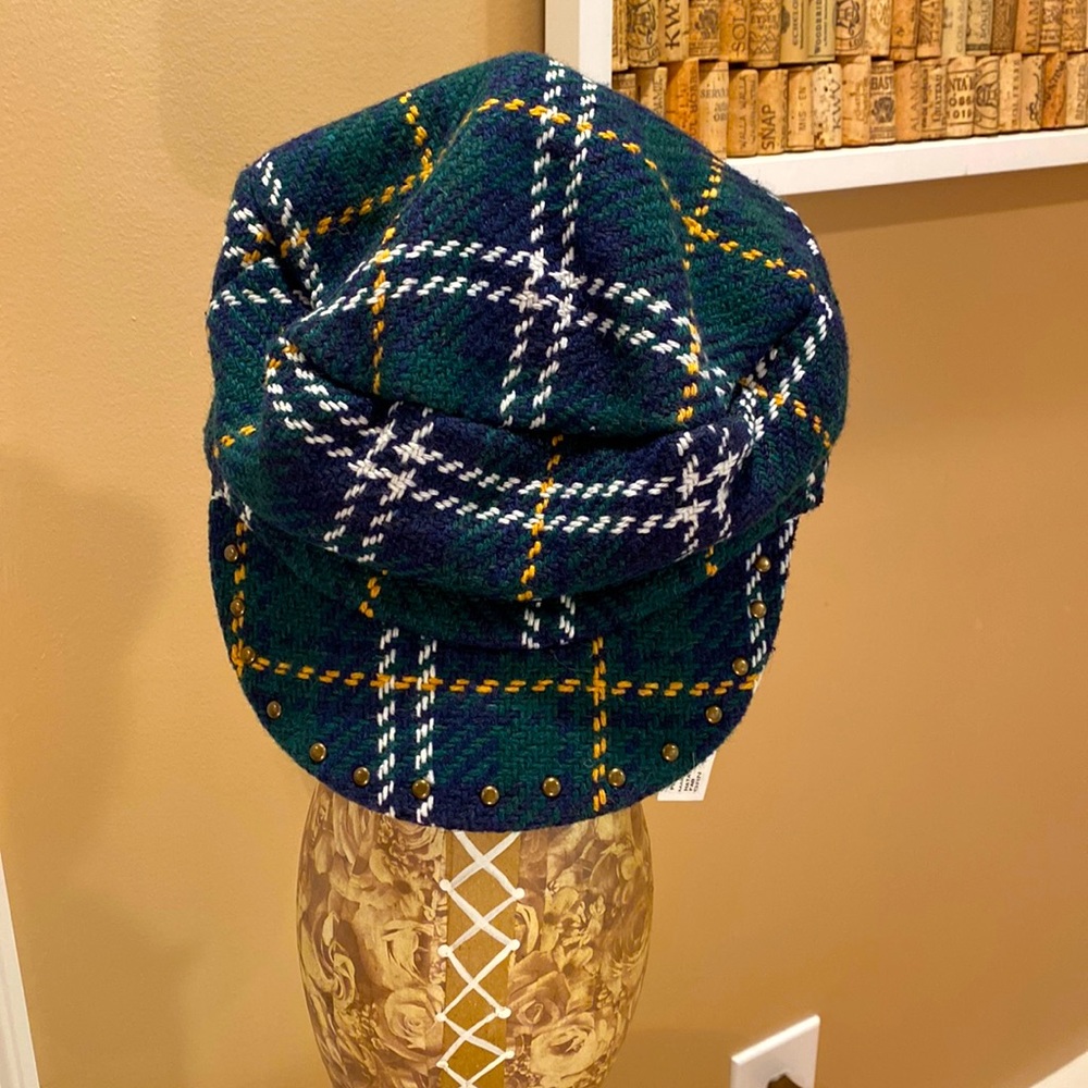 Hat Attack.  Plaid Yacht Cap Fabric Green